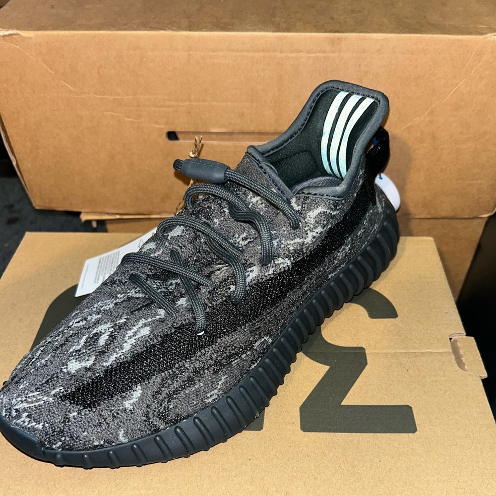Brand new Yeezy Boost 350 V2
